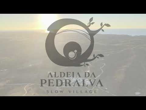 Descubra a Aldeia da Pedralva no Algarve