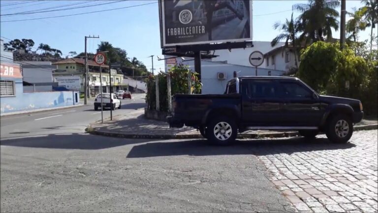 Regras de Estacionamento: Posso Estacionar a 5 Metros?